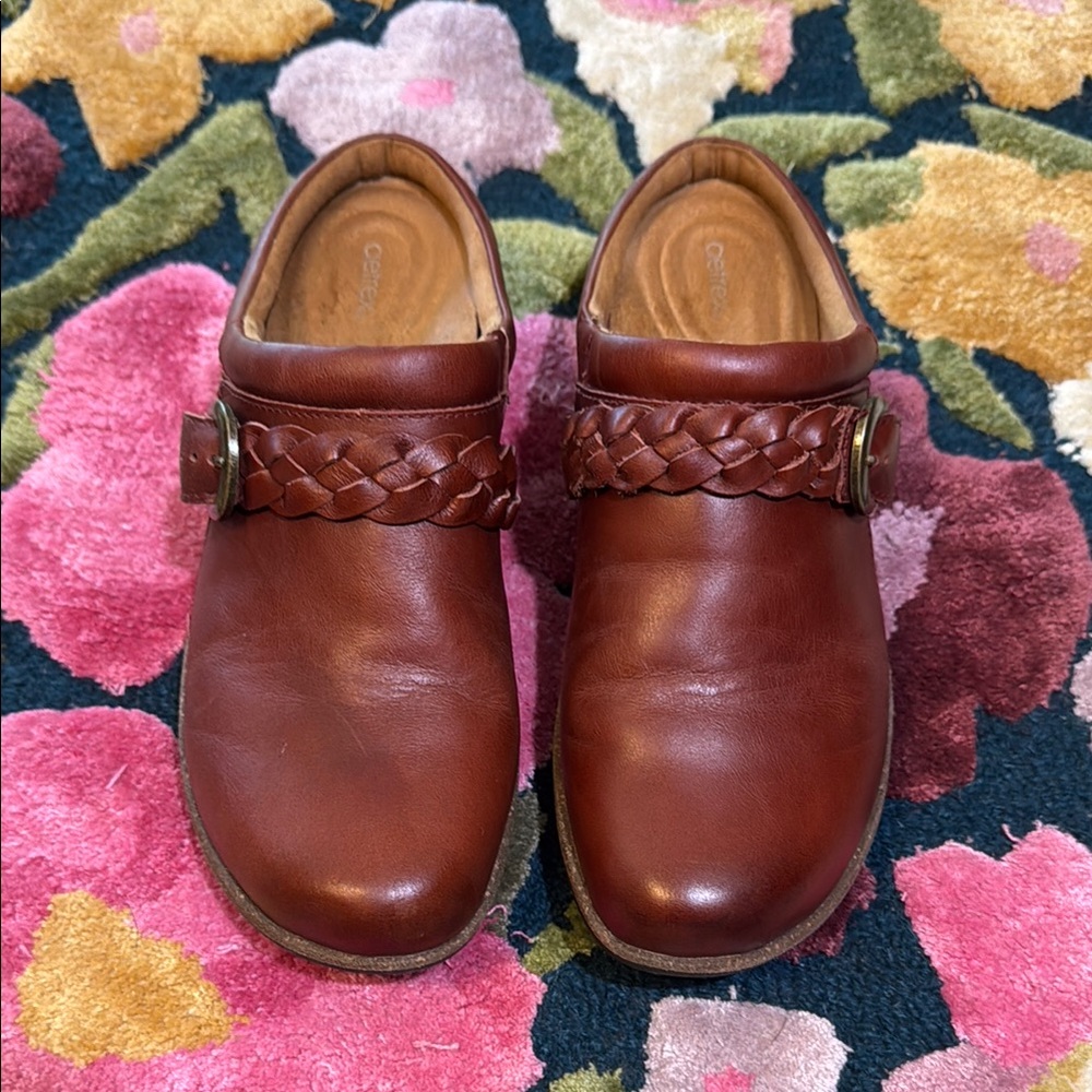 Aetrex Women's Brown Leather Libby Comfort Clog with Braided Detail